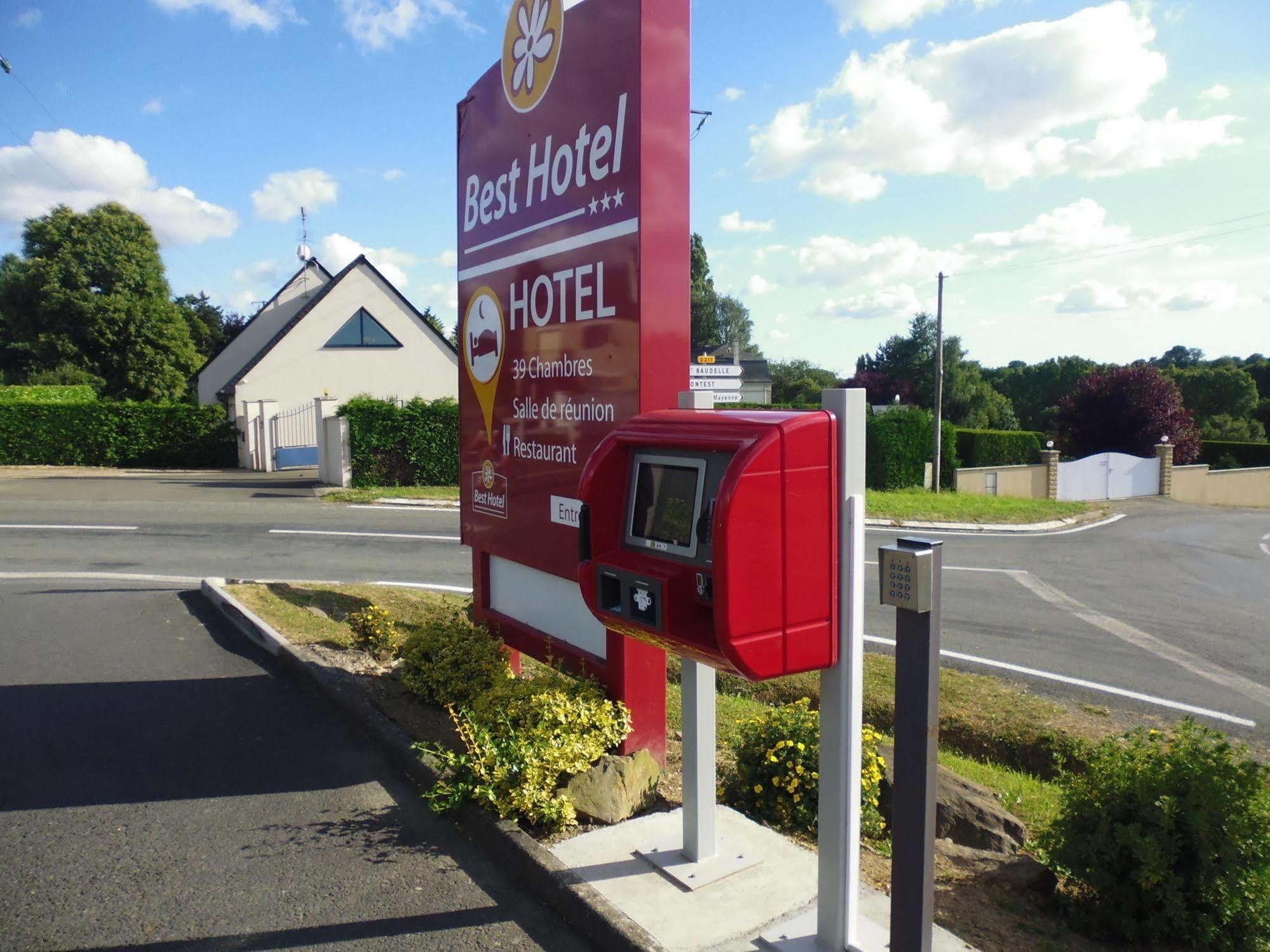 Brit Hotel Mayenne Kültér fotó